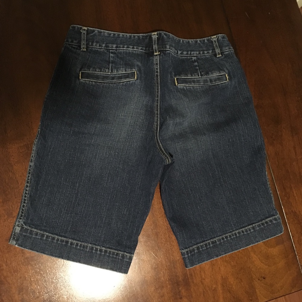 Old Navy Long Shorts - Picture 3 of 4